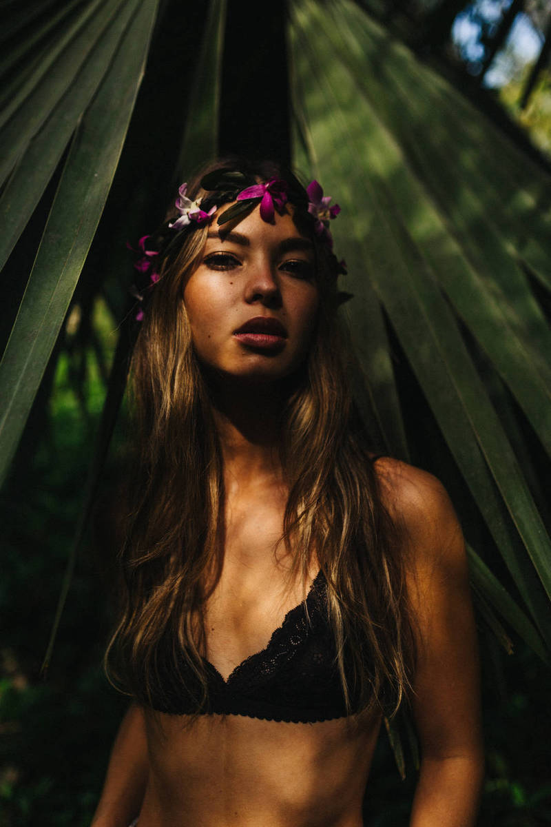 Most Kids Getting Too Much Screen Time While Traveling, Study Finds